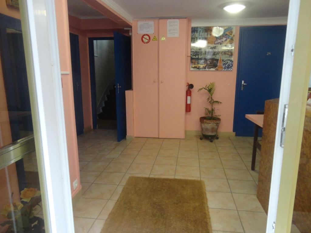 Hotel Santana Clichy Luaran gambar